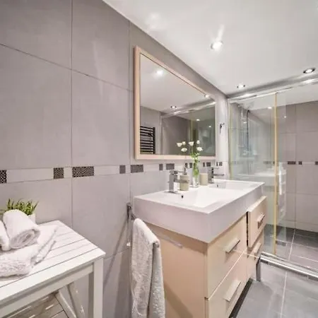 Quai Apartment Alloggio in famiglia *
